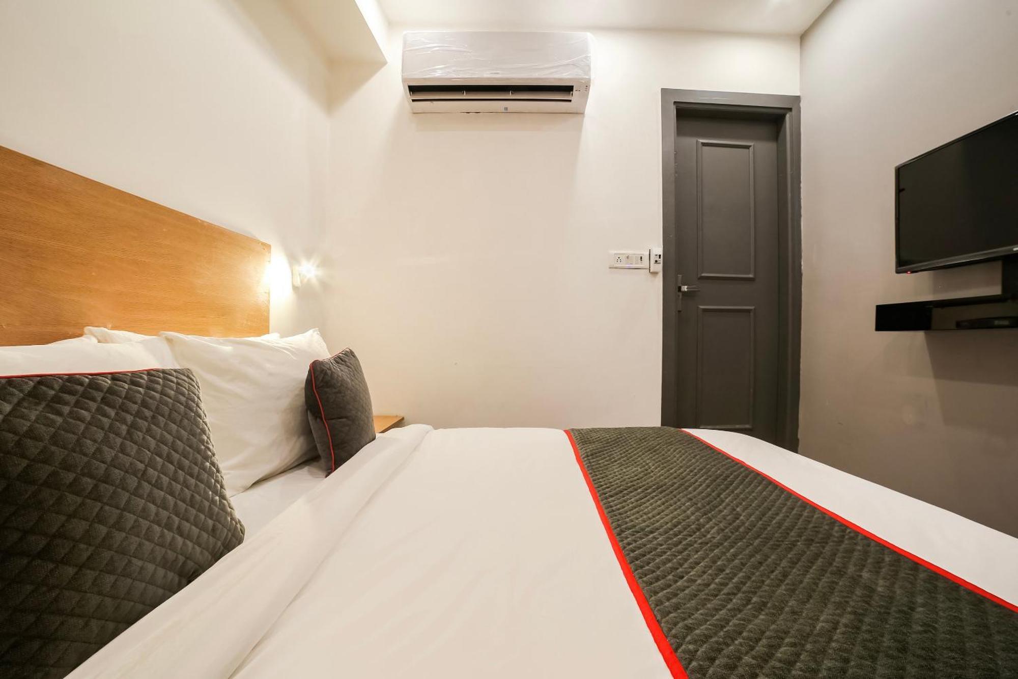 Super Hotel O Nawada Metro دلهي المظهر الخارجي الصورة